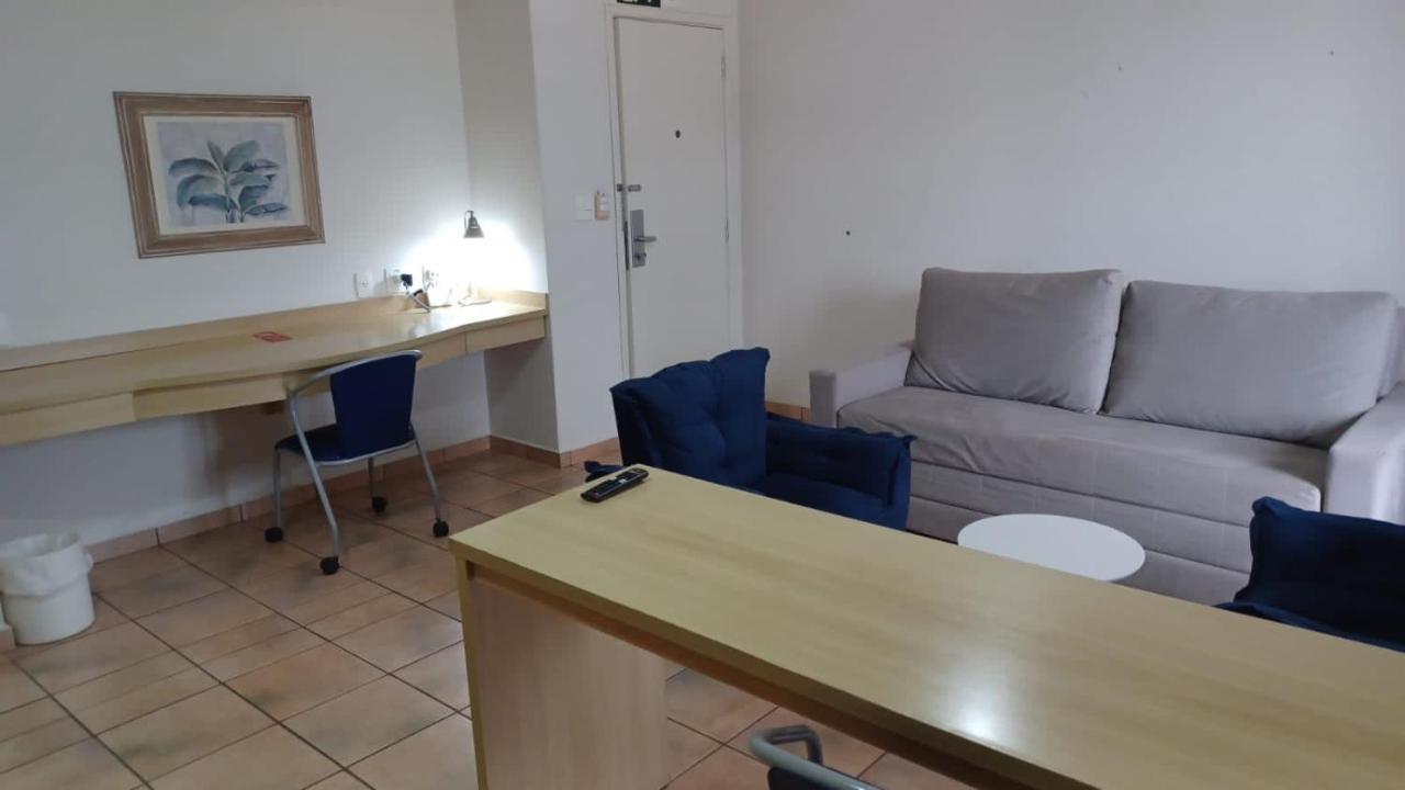 Flat Completo No Centro De Araxa - 901 Apartment ภายนอก รูปภาพ